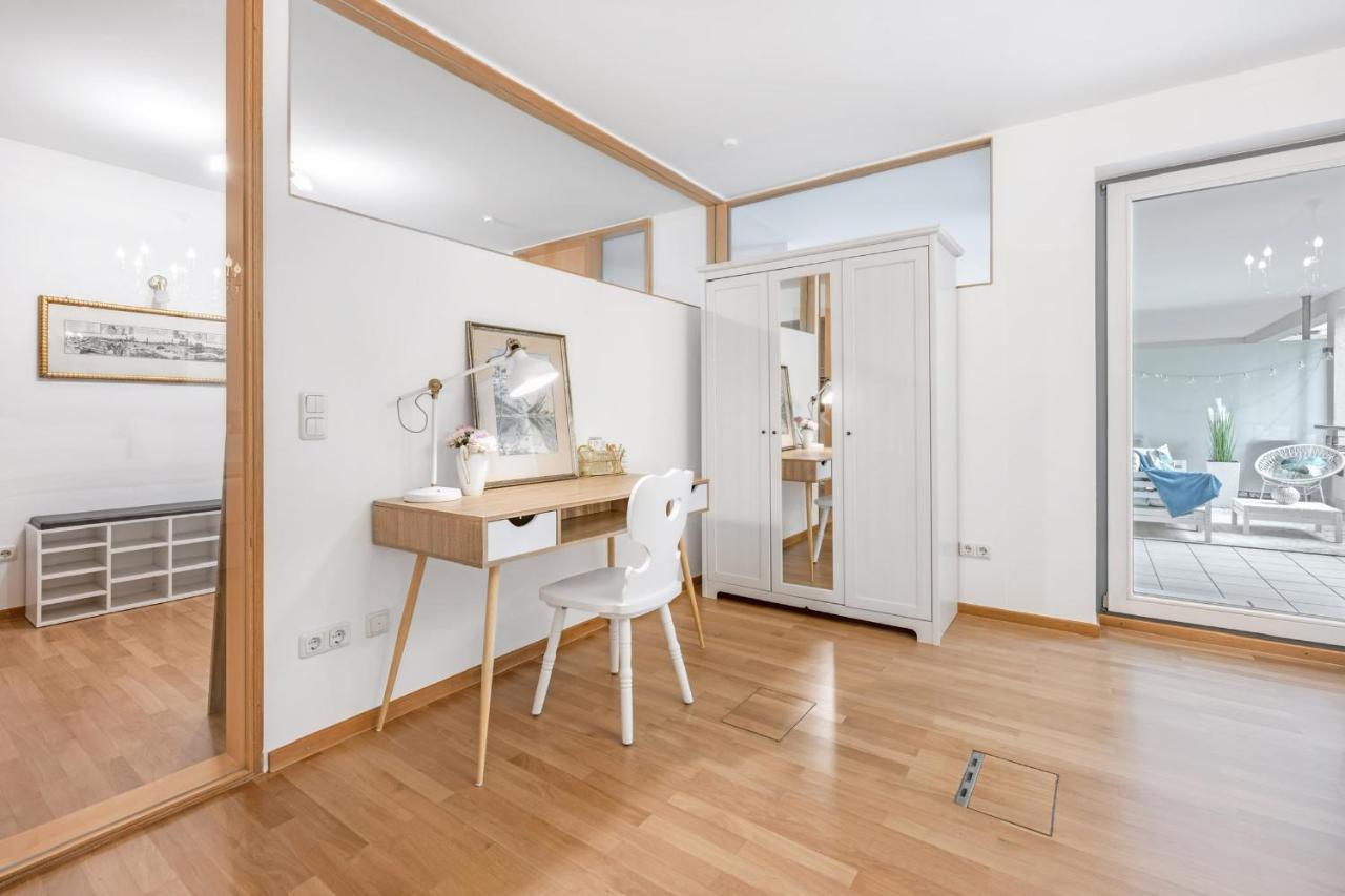 Zwei Zimmer Wohnung Im Stadtzentrum Mit Tiefgaragenplatz Munique Exterior foto